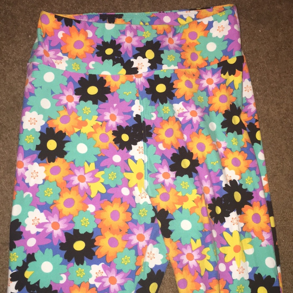 LulaRoe paisley leggings